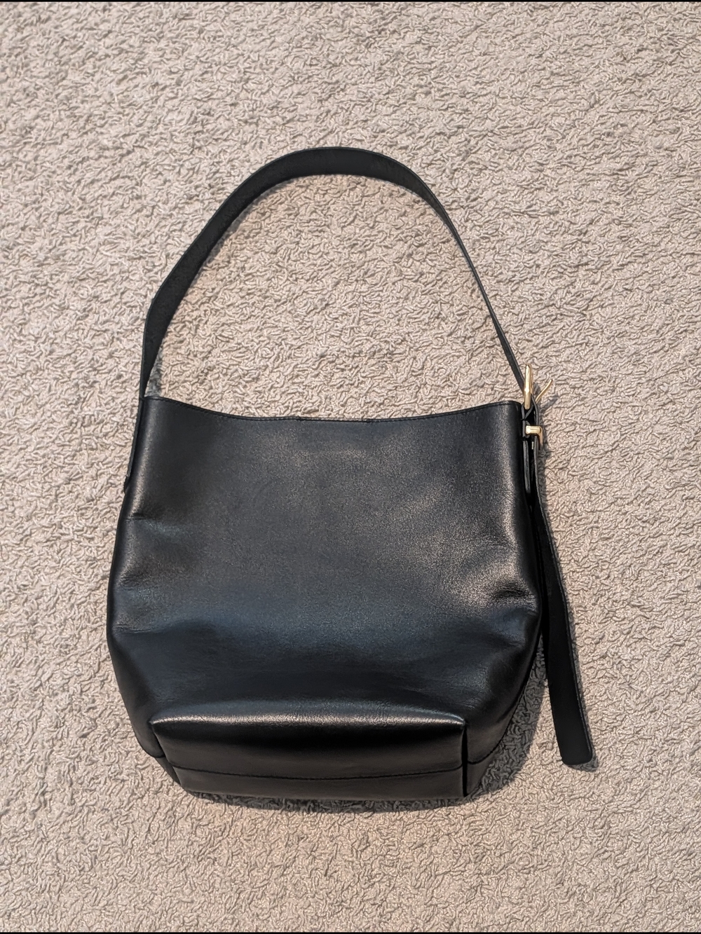 Madewell Essential Medium Bucket Bag